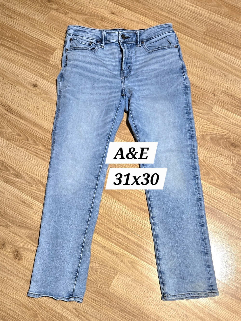 Men's Light Blue Straight Leg Jeans - 31x30